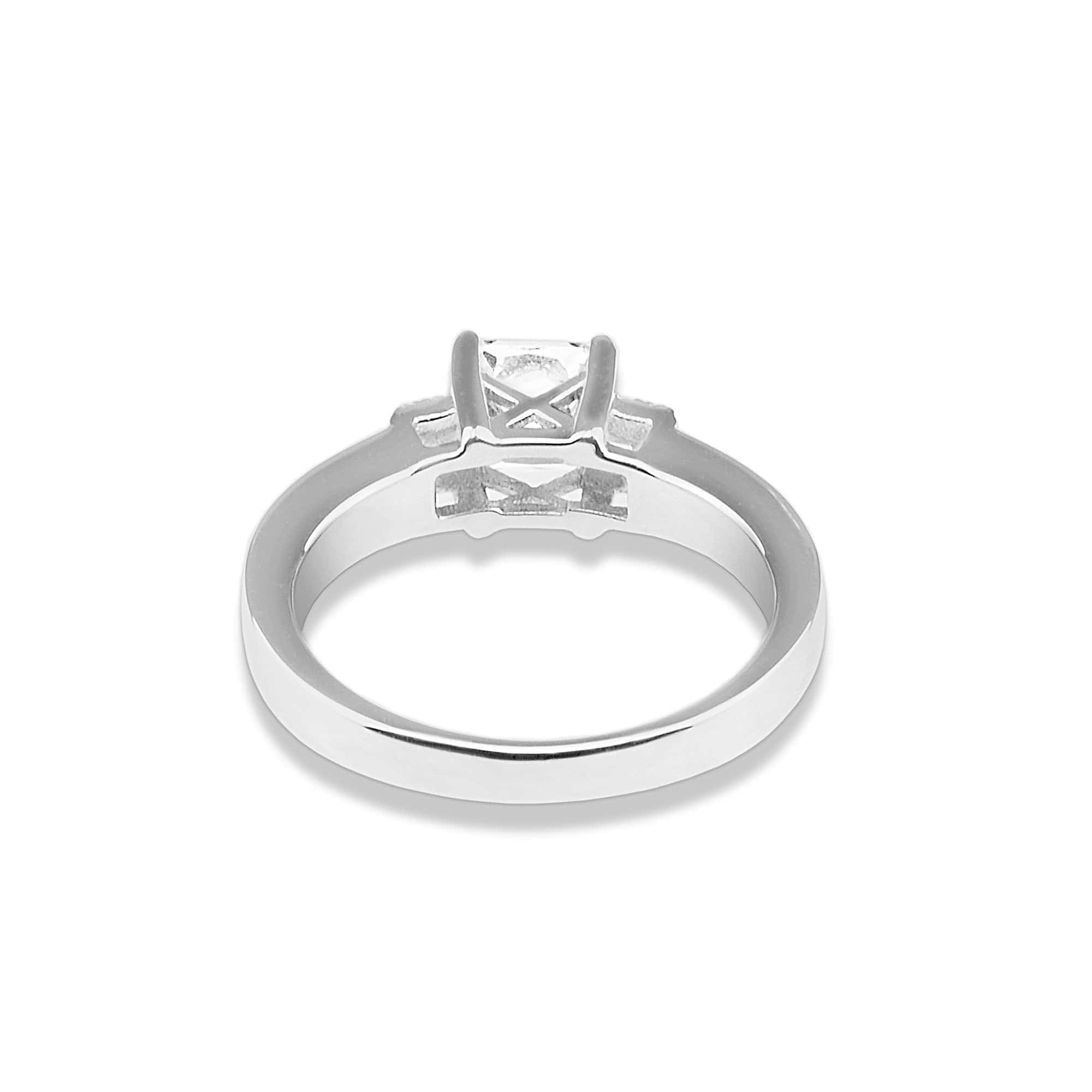 EverWith Ladies Honour Memorial Ashes Ring with Fine Crystals