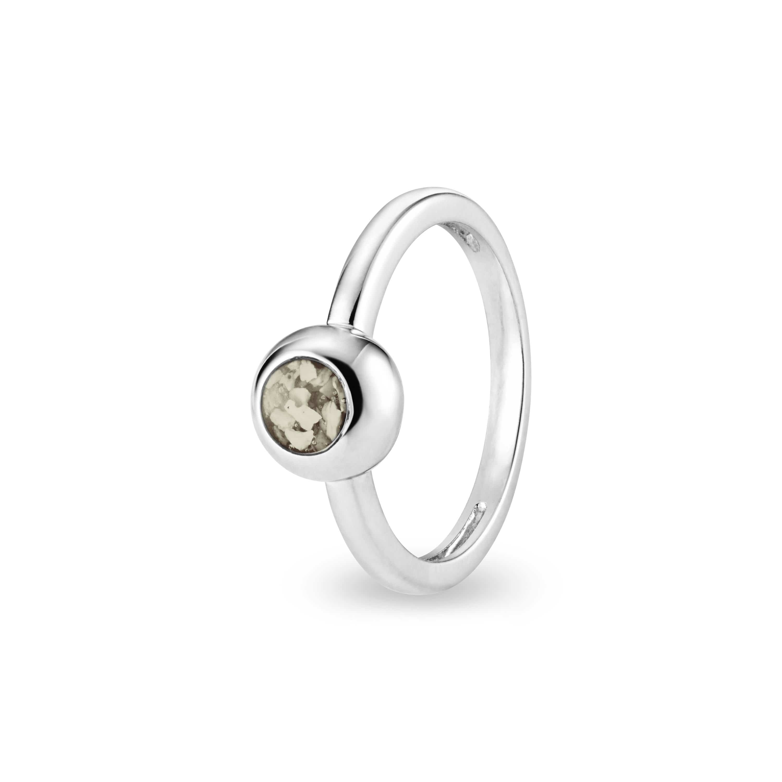 EverWith Ladies Rondure Memorial Ashes Ring Transparent
