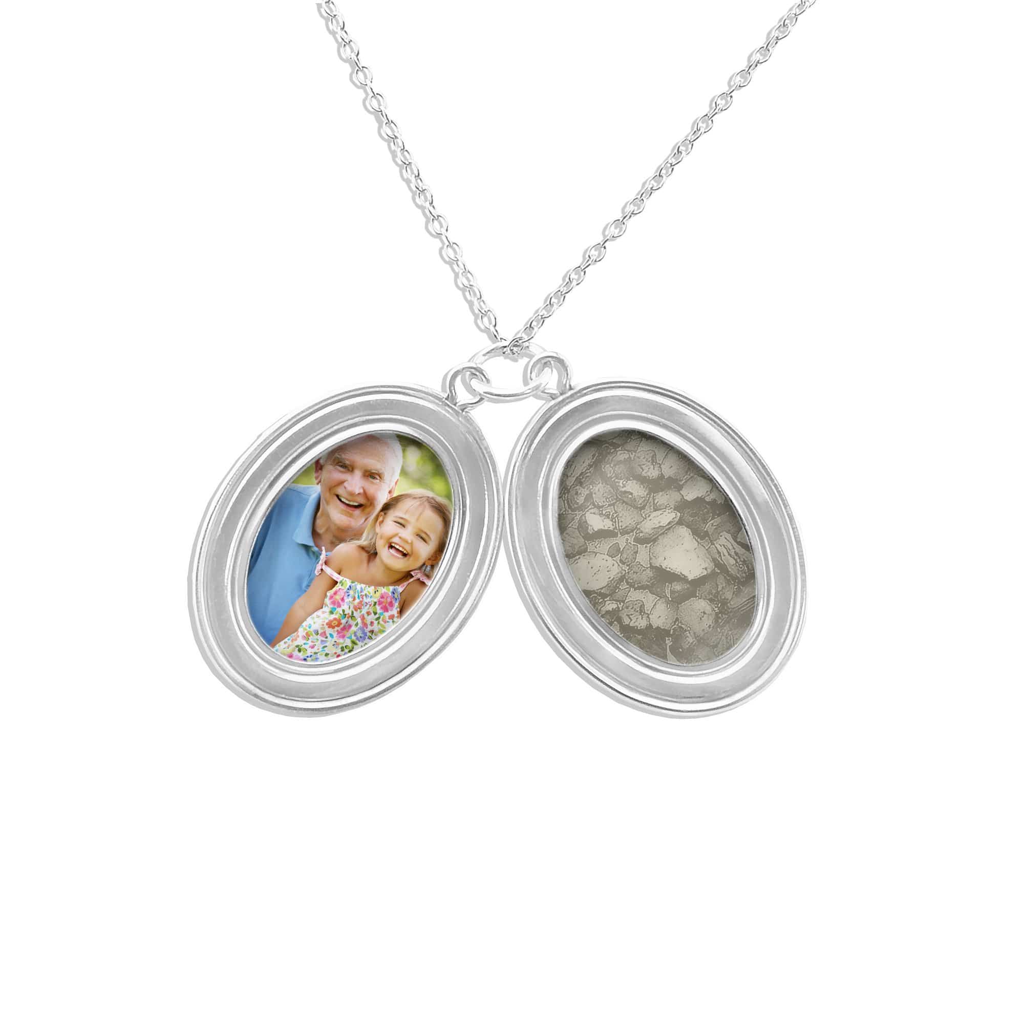 EverWith Shining Star Oval Shaped Sterling Silver Memorial Ashes Locket Transparent