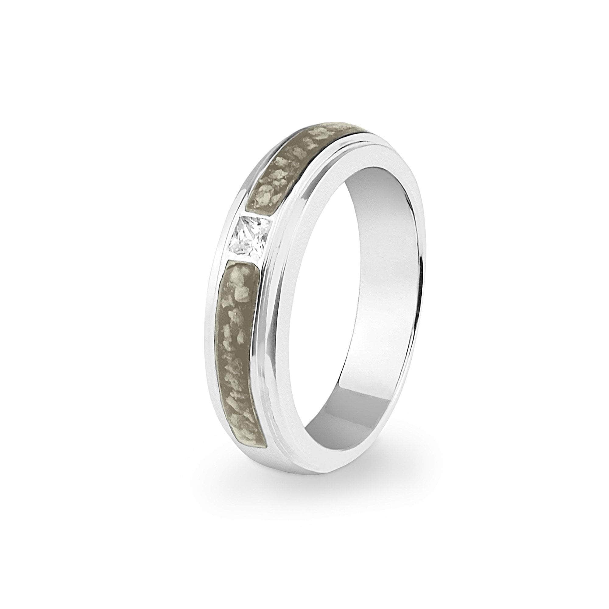 EverWith Unisex Remembrance Memorial Ashes Ring with Fine Crystal Transparent