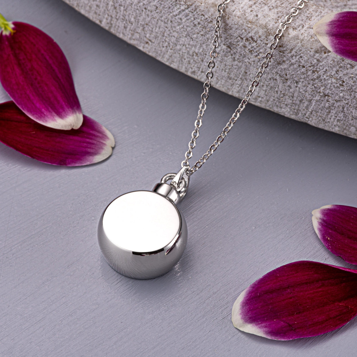 Load image into Gallery viewer, EverWith Self-fill Classic Memorial Ashes Pendant