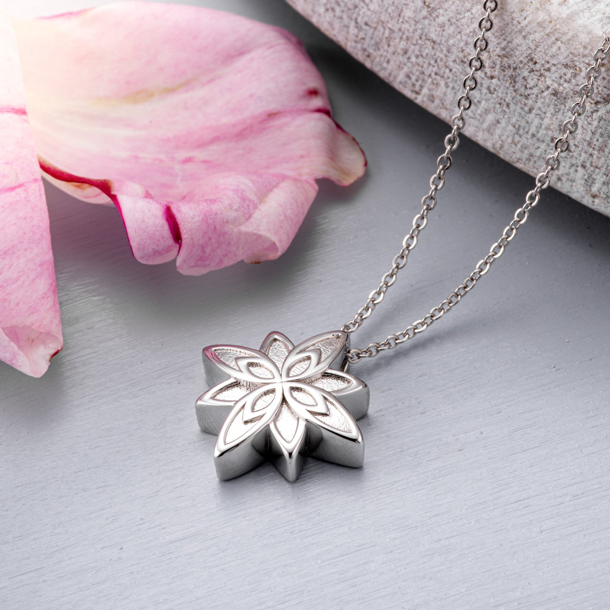 Load image into Gallery viewer, EverWith Self-fill Star Flower Memorial Ashes Pendant